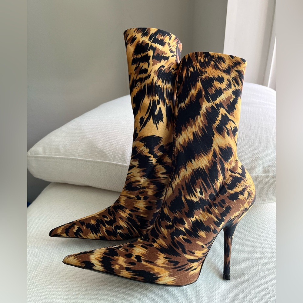 *NEW* Balenciaga 37 Leopard Print Knife Spandex Sock Boots 🐆 $1295 - Picture 2 of 8